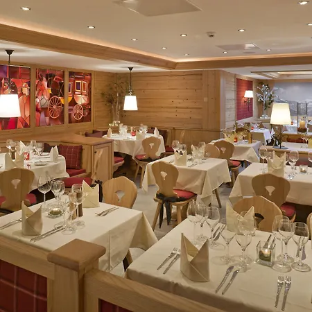 홀리데이 호텔 3*