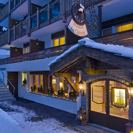 Hotel Holiday