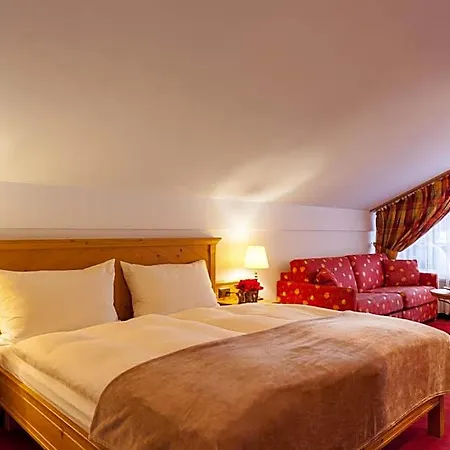 Hotel Holiday 3* Zermatt