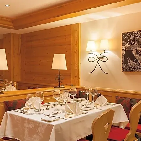 Hotel Holiday 3* Zermatt