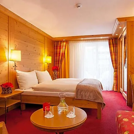 Hotel Holiday Hotel 3*