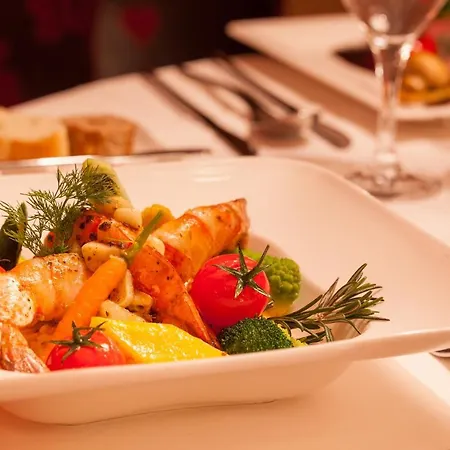 Hotel Holiday Отель Церматт