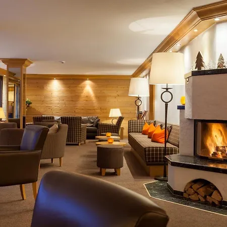 Отель Hotel Holiday Церматт