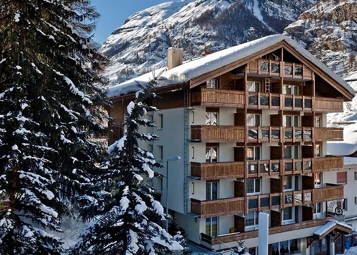 ホリデー ホテル 3*