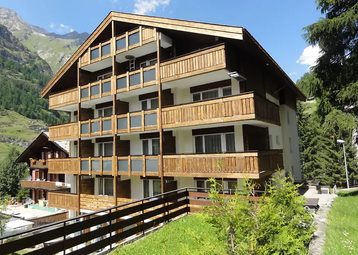 ホリデー ホテル