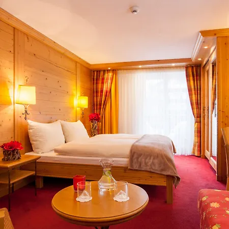 Hotel Holiday