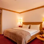 Hotel Holiday