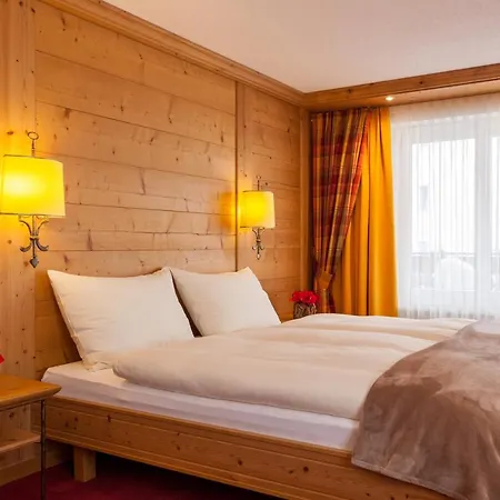 Hotel Holiday 3* Церматт