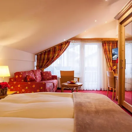Hotel Holiday Церматт