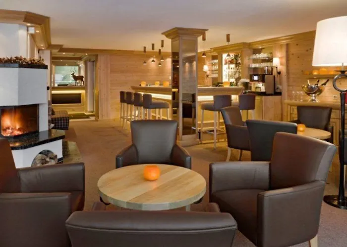 Hotell Hotel Holiday 3*