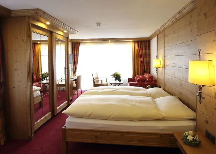 Hotel Holiday Hotell 3*