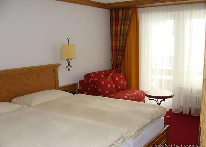 Hotel Holiday Hotell