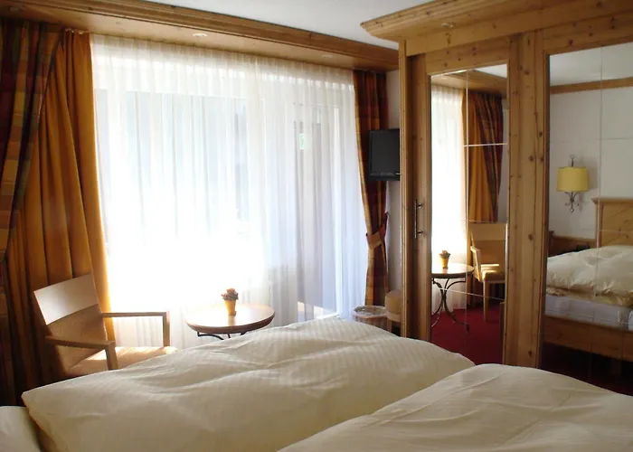 Hotel Holiday Hotell